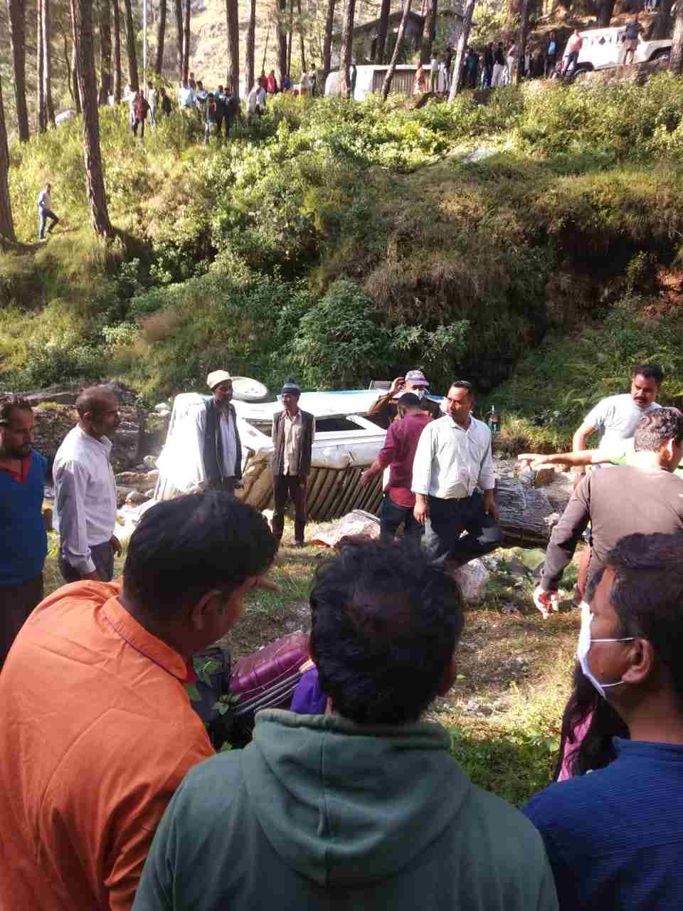 Bageshwar: दुःखद; दो वाहनों में जबरदस्त टक्कर, 05 पर्यटकों की मौके पर ही मौत 2 Hello Uttarakhand News »