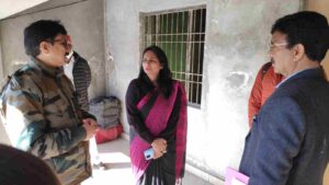 Pithoragarh: जिलाधिकारी रीना जोशी ने पिथौरागढ़ स्थित बस अड्डे के सौंदर्यीकरण कार्यों का किया स्थलीय निरीक्षण, कार्यदायी संस्था लोक निर्माण विभाग के अधिकारियों को दिए यह आवश्यक निर्देश 2 Hello Uttarakhand News »